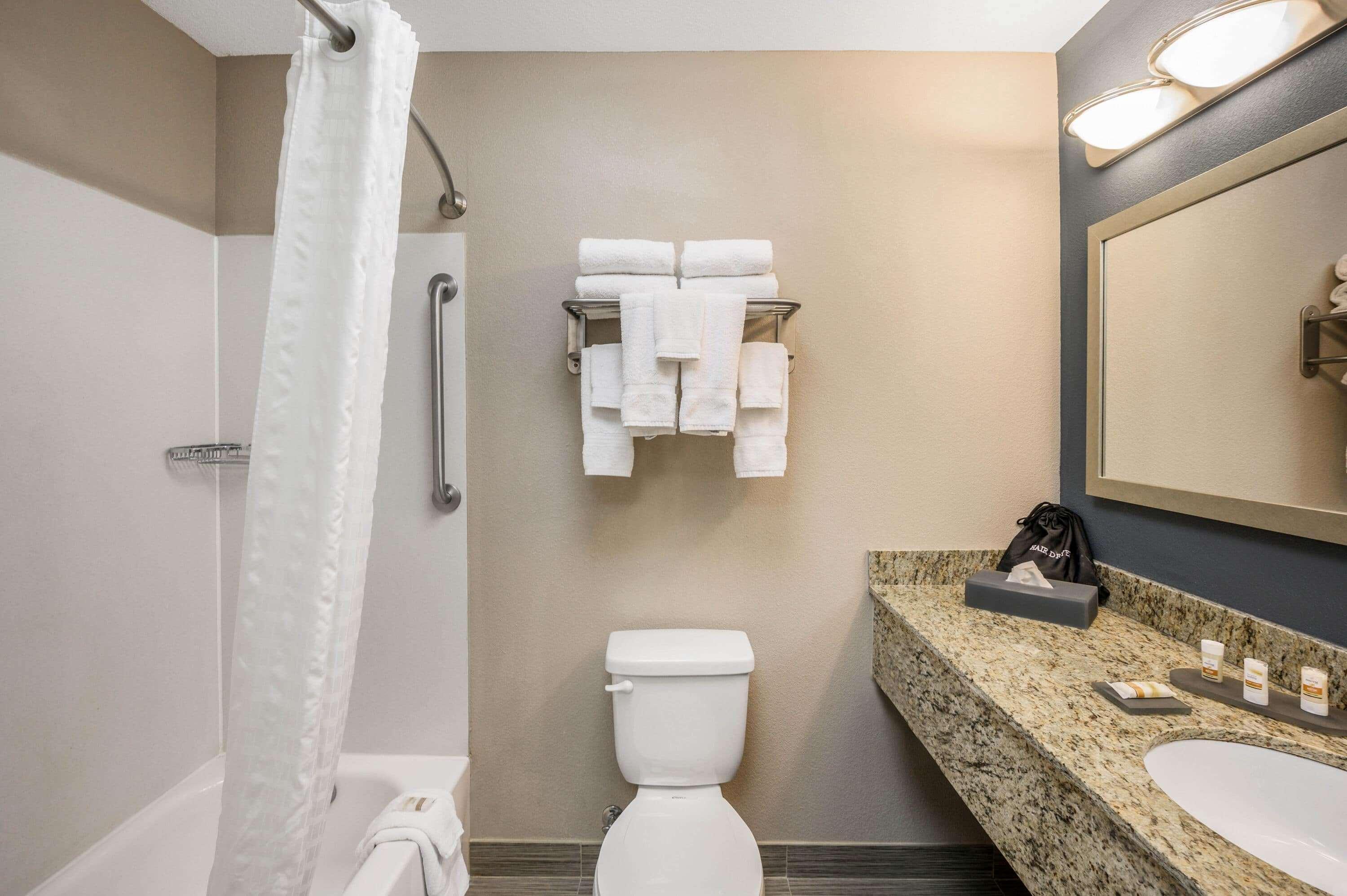 La Quinta Inn & Suites Casino And Bar By Wyndham Glendive Esterno foto