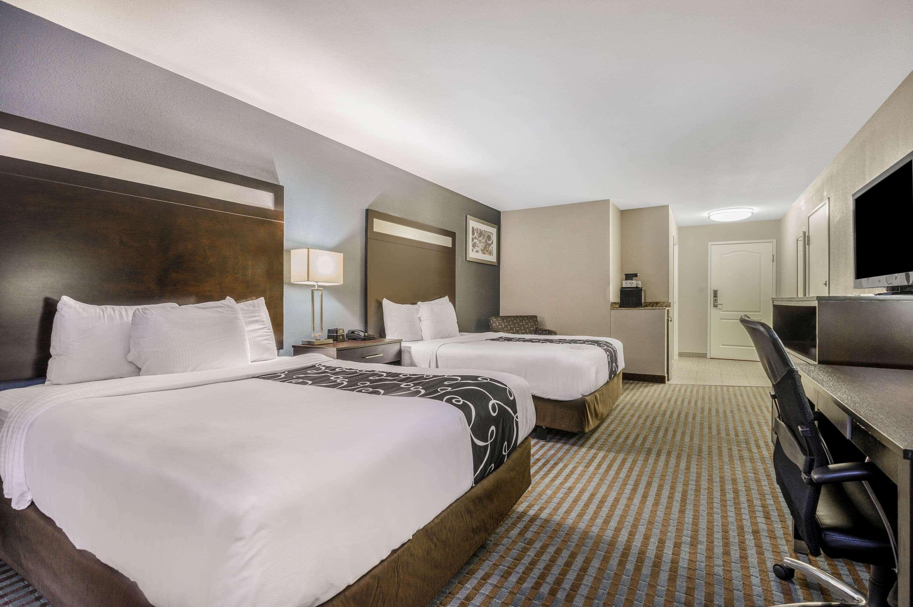 La Quinta Inn & Suites Casino And Bar By Wyndham Glendive Esterno foto