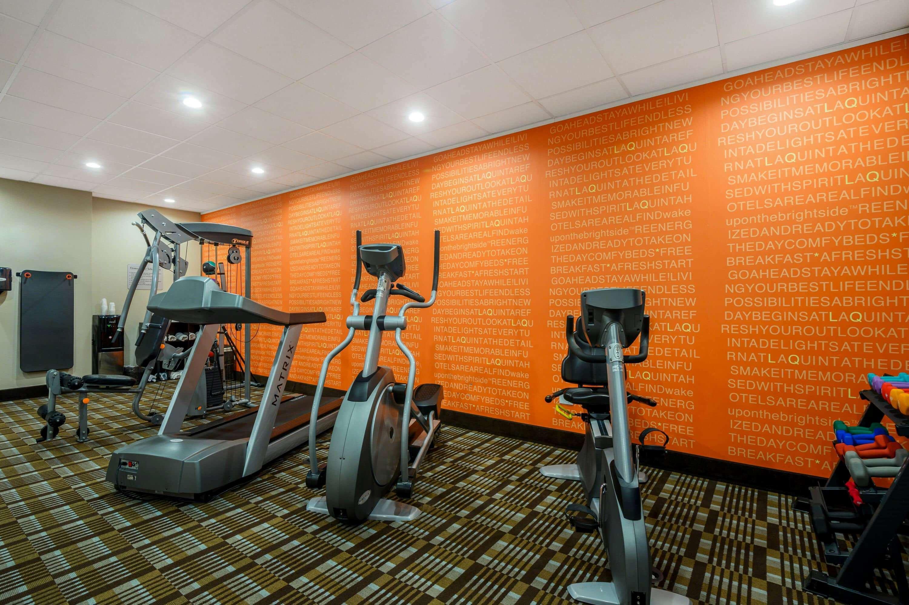 La Quinta Inn & Suites Casino And Bar By Wyndham Glendive Esterno foto